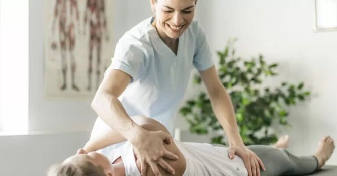 Physiotherapy Can Put An End To Living In Pain image